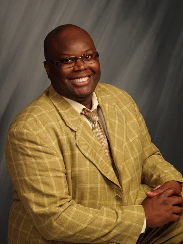 Date this attractive United States man TAJUDEENA from Chicago US11288