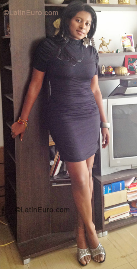 Date this sultry Mexico girl Yoss from Mexico City MX587