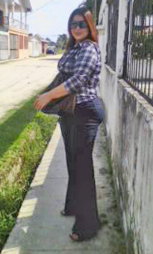 Date this foxy Honduras girl Luz Marina from San Pedro Sula HN408