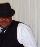 stunning United States man Jason from Brooklyn US11575