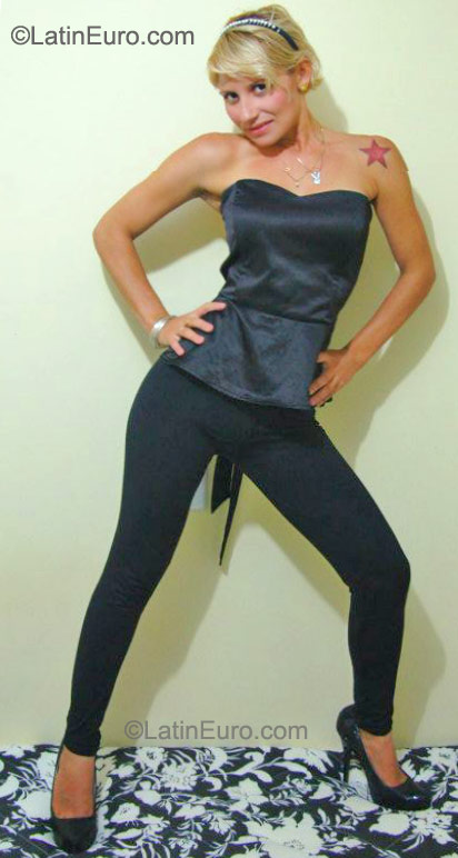 Date this hard body Brazil girl Lilian from Belem BR6105