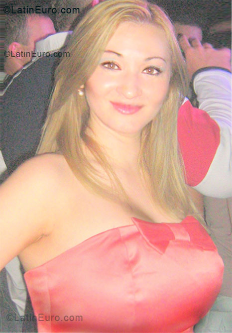 Date this lovely Brazil girl Sheila from Belo Horizonte BR8794