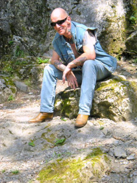 Date this hot Belgium man Gildel from Marche BE76