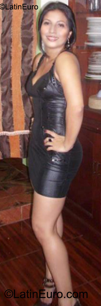Date this hot Nicaragua girl Anyberroteranya from Granada NI60