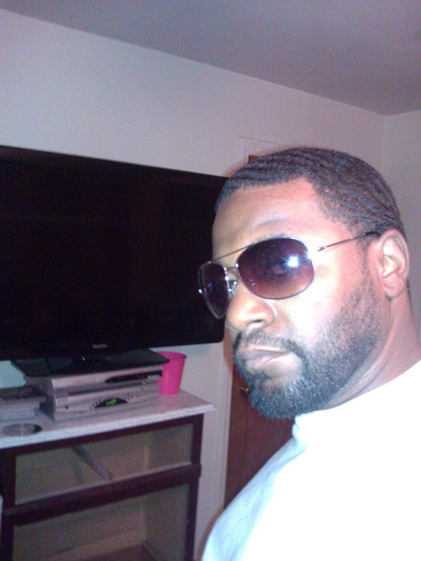 Date this exotic United States man Jason from Shaker Heights US11637