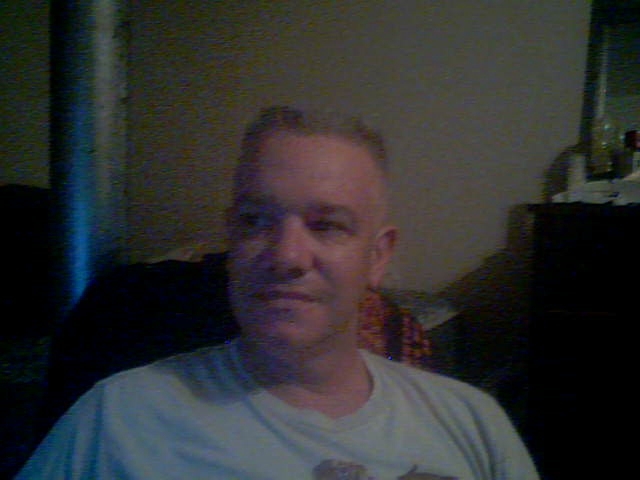 Date this charming United States man Usaamor from Salem US11657