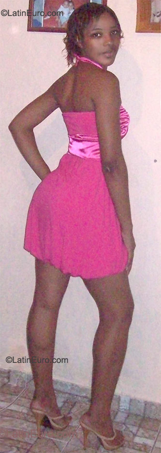 Date this stunning Brazil girl Leila Pamela from Rio De Janeiro BR6129