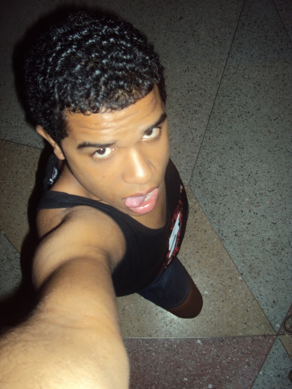 Date this fun Dominican Republic man Yeffry from San Juan DO9938