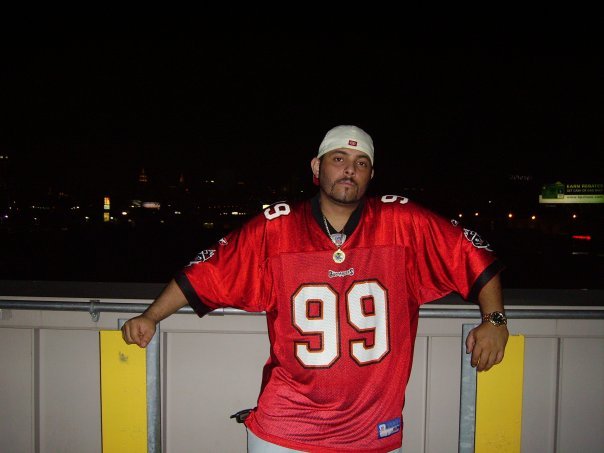 Date this beautiful United States man Hugo from Elmont US11945