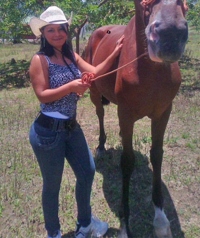 Date this tall Costa Rica girl Gabyten from San Jose CR159
