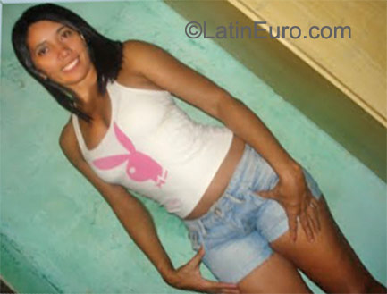 Date this voluptuous Brazil girl Francisca from Fortaleza BR6281