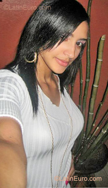 Date this passionate Dominican Republic girl Leisy from Jarabacoa DO11541
