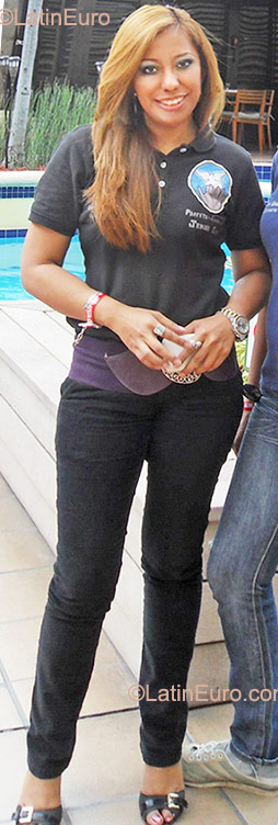 Date this fun Honduras girl Yami from Tegucigalpa HN577