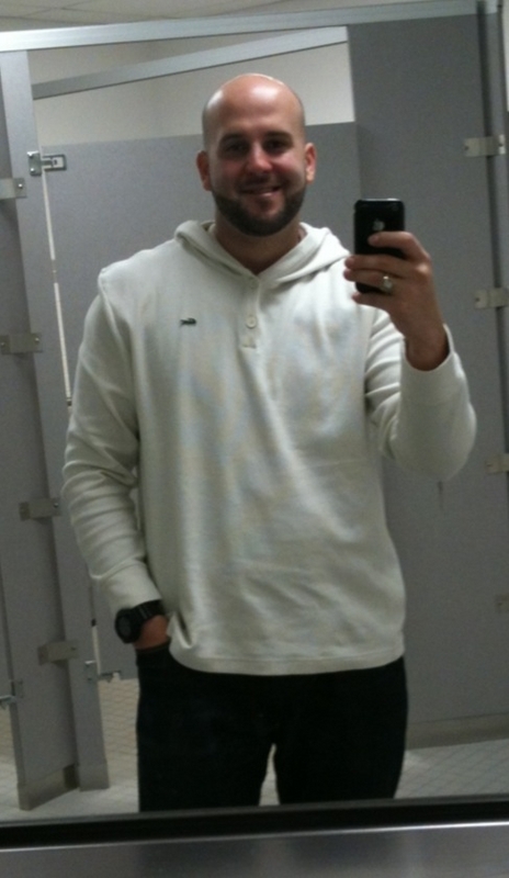 Date this nice looking United States man VAcv2Jr from Cutler Bay US12301