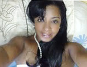 Date this happy Brazil girl Denia from Rio De Janeiro BR6349