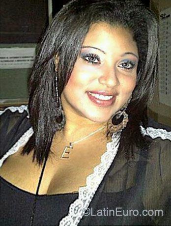 Date this attractive Panama girl Tania from Panama City PA390