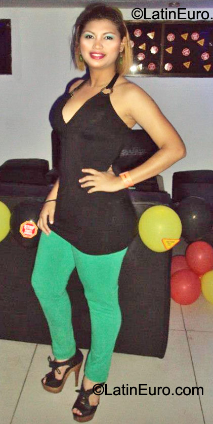 Date this delightful Nicaragua girl Blanca from Managua NI101