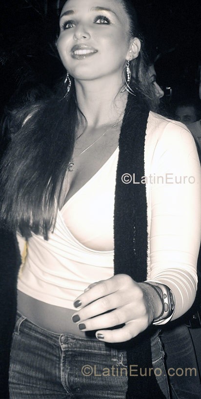 Date this charming Brazil girl Camila from Sao Paulo BR6419