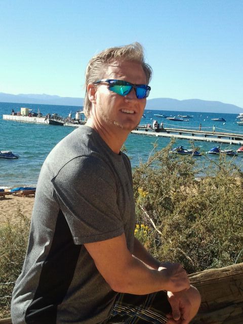 Date this beautiful United States man Wabo from San Salvador SV37