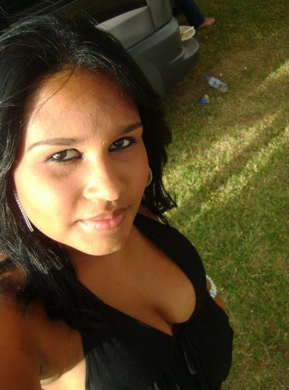 Date this exotic Brazil girl Rafaella from Cuiaba BR6518