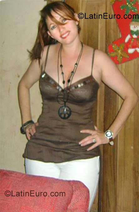 Date this cute Honduras girl Ojos from Puerto Cortes HN661