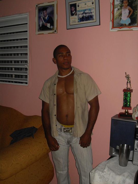 Date this young Dominican Republic man Juan from Santiago DO10670
