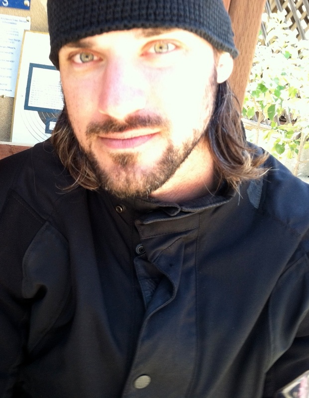 Date this delightful United States man Windsong from Ozark mtns US12591