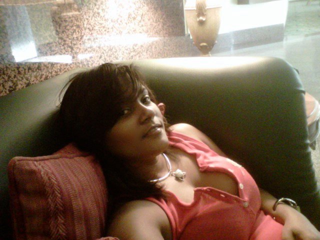 Date this attractive Dominican Republic girl Dramuelita from  KN2