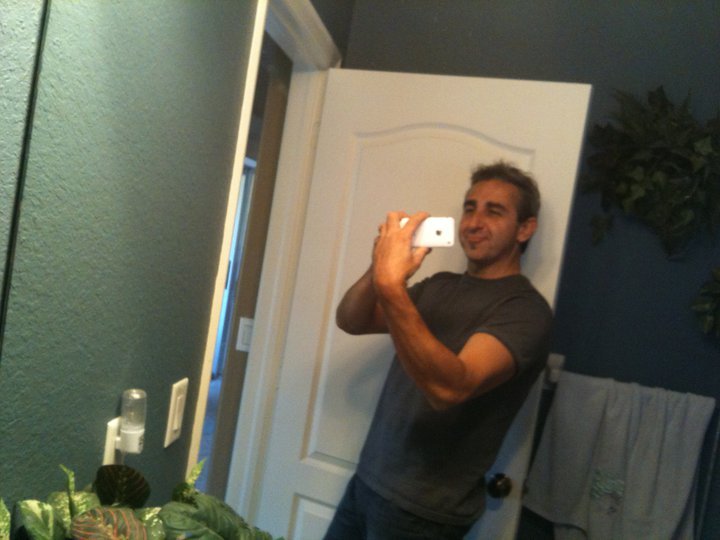 Date this pretty United States man Harry from Fort Myers US12707