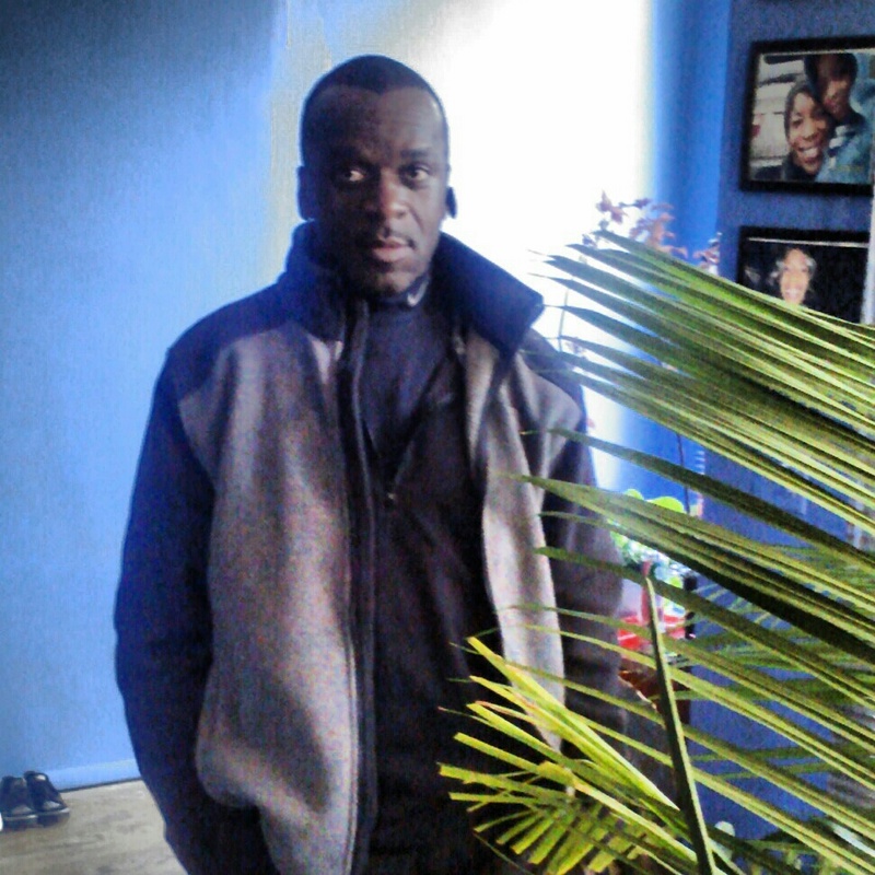 Date this funny United States man Night from Baltimore US12746