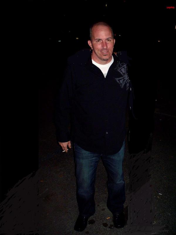 Date this sultry United States man JBrennan from Scranton US12861