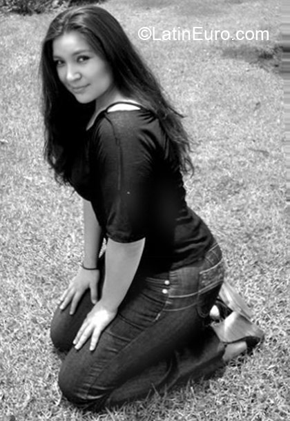 Date this passionate Mexico girl Aby31 from Guadalajara MX712