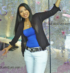 passionate Philippines girl Maria from Singapore PH498