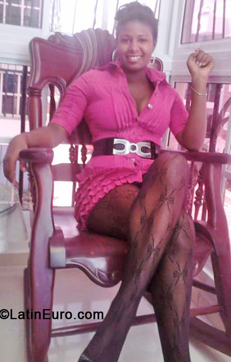 Date this beautiful Dominican Republic girl Ana from Santiago DO11228