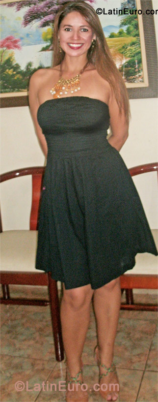 Date this delightful Brazil girl Giuliana from Porto Velho BR6713