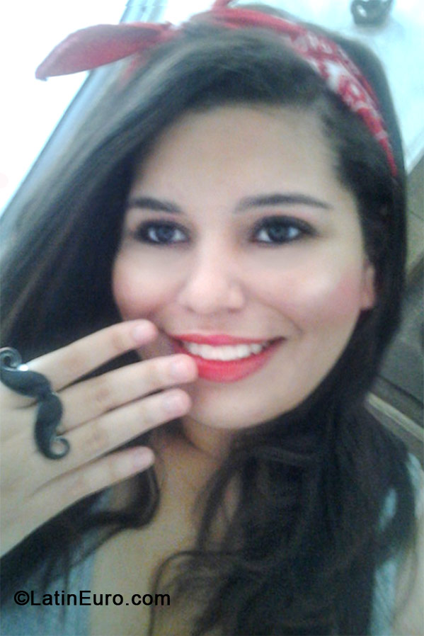 Date this delightful Brazil girl Najla from Praia Grande BR6746