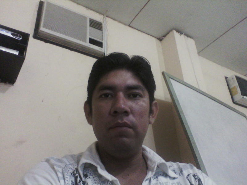 Date this good-looking Peru man Omar from Loreto PE645