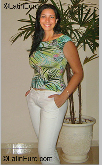 Date this pretty Brazil girl Poliana from Sao Paulo BR6797