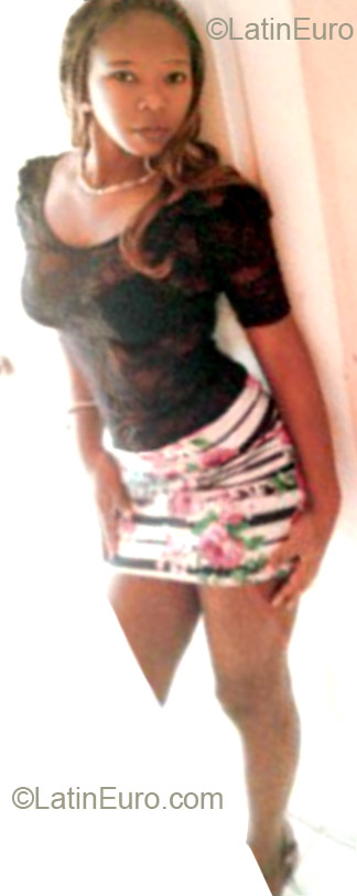 Date this sensual Honduras girl Ingrid from La Ceiba HN681