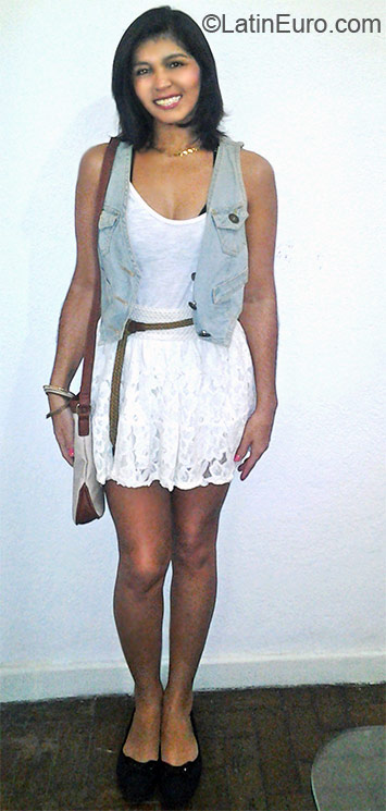 Date this cute Brazil girl Josi from Rio De Janeiro BR6853