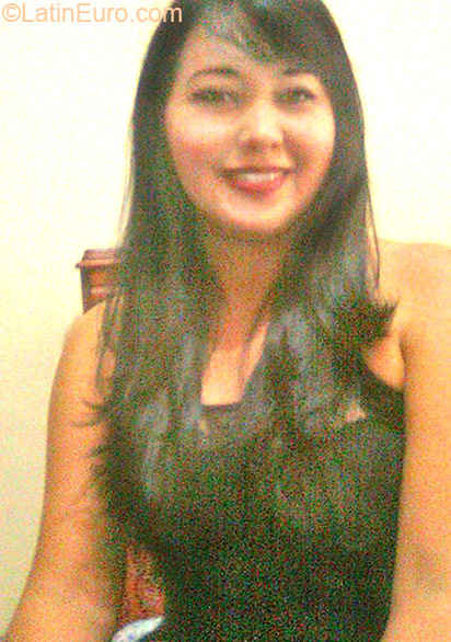 Date this charming Colombia girl Gloria from Cartagena CO10784