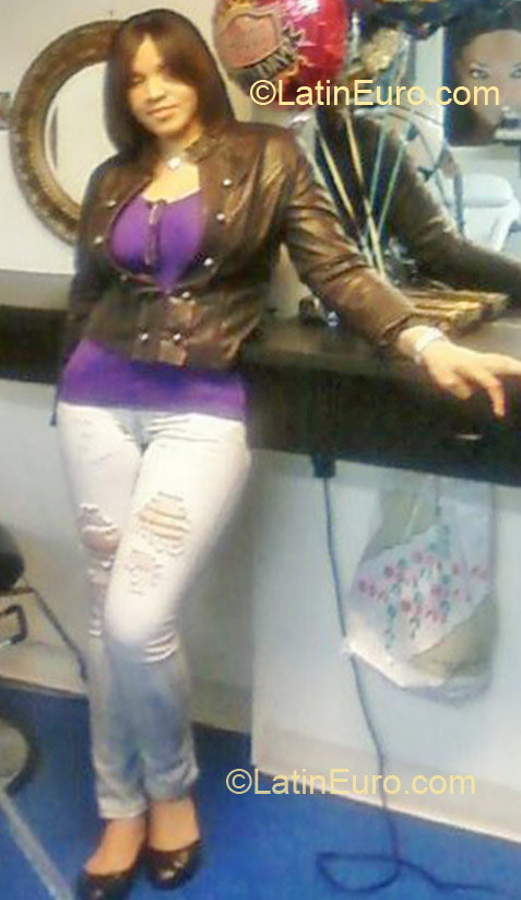 Date this cute United States girl Amelia from Bronx US13324