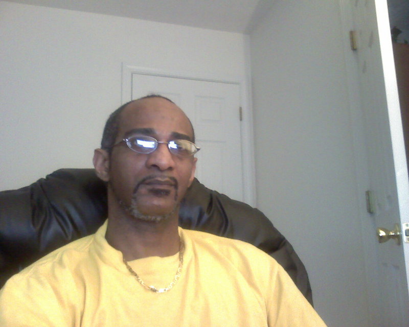 Date this tall United States man Gdlj1 from Stone Mountain US13326