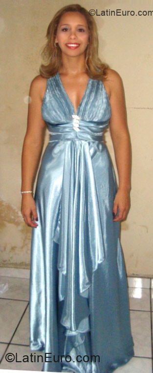 Date this happy Brazil girl JAMILLE from Ipira BR6898