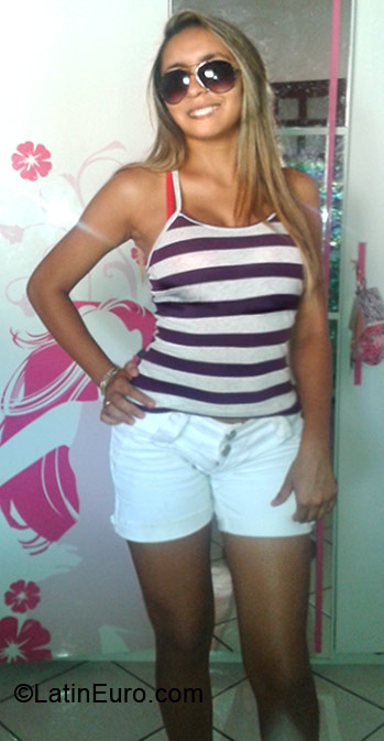 Date this sultry Brazil girl Marcia Maria from Bernardo Do Mearim BR6905