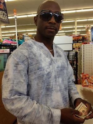 Date this hard body United States man Prince from Bishop US13398