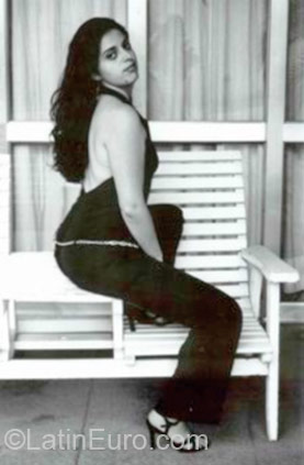 Date this attractive Brazil girl Priscilla from Sao Paulo BR6976