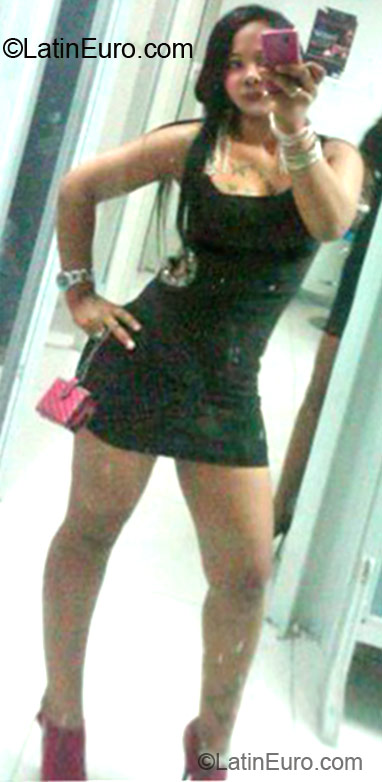 Date this funny Dominican Republic girl Kendry flores t from santriago DO11968
