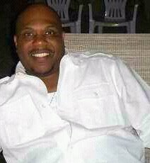 Date this georgeous United States man Leon from Ontario US13471