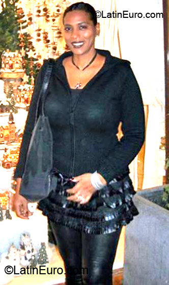 Date this charming Brazil girl Marcia from Salvador BR7031